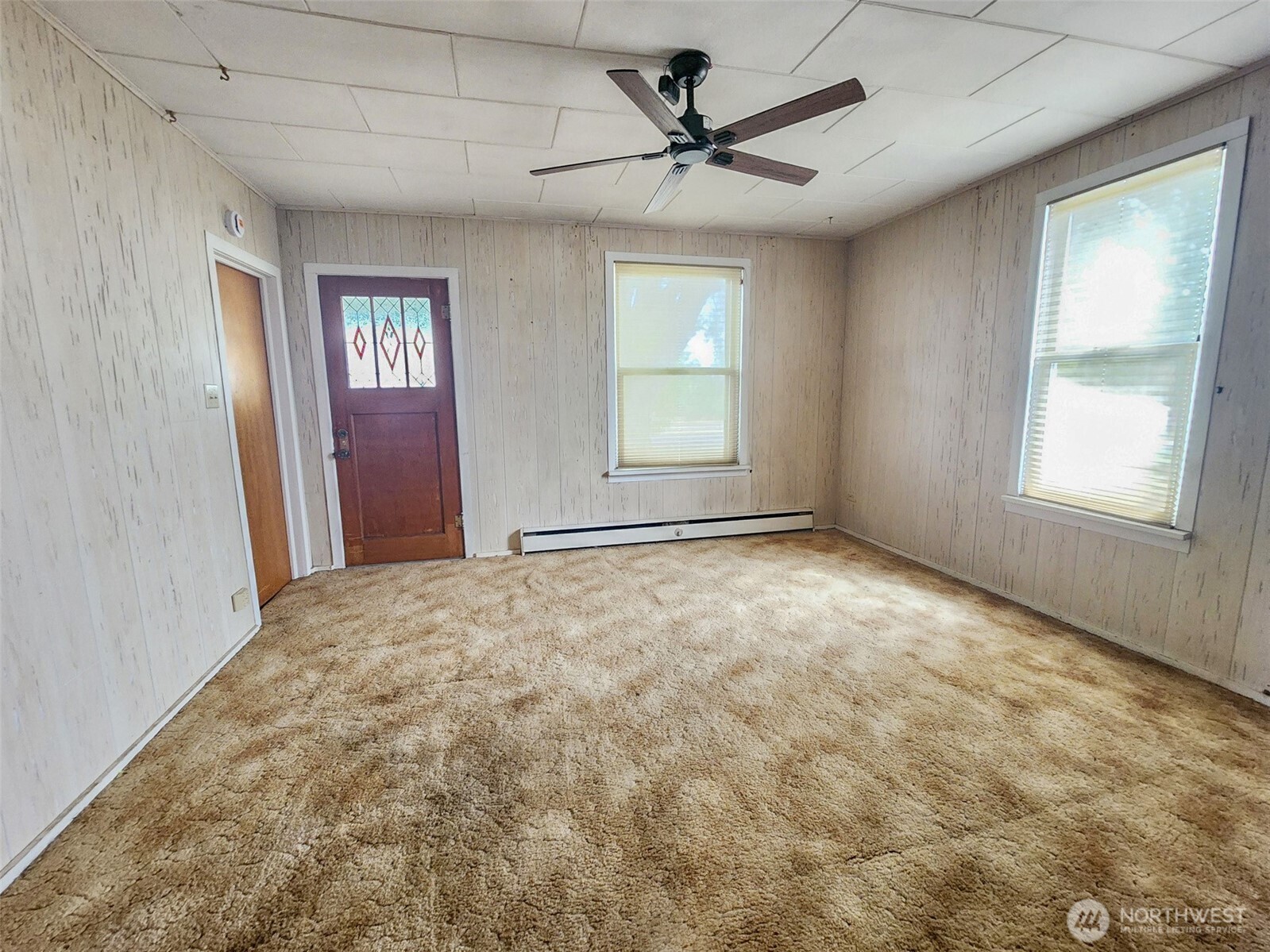 103 W Oak Street Property Photo 6