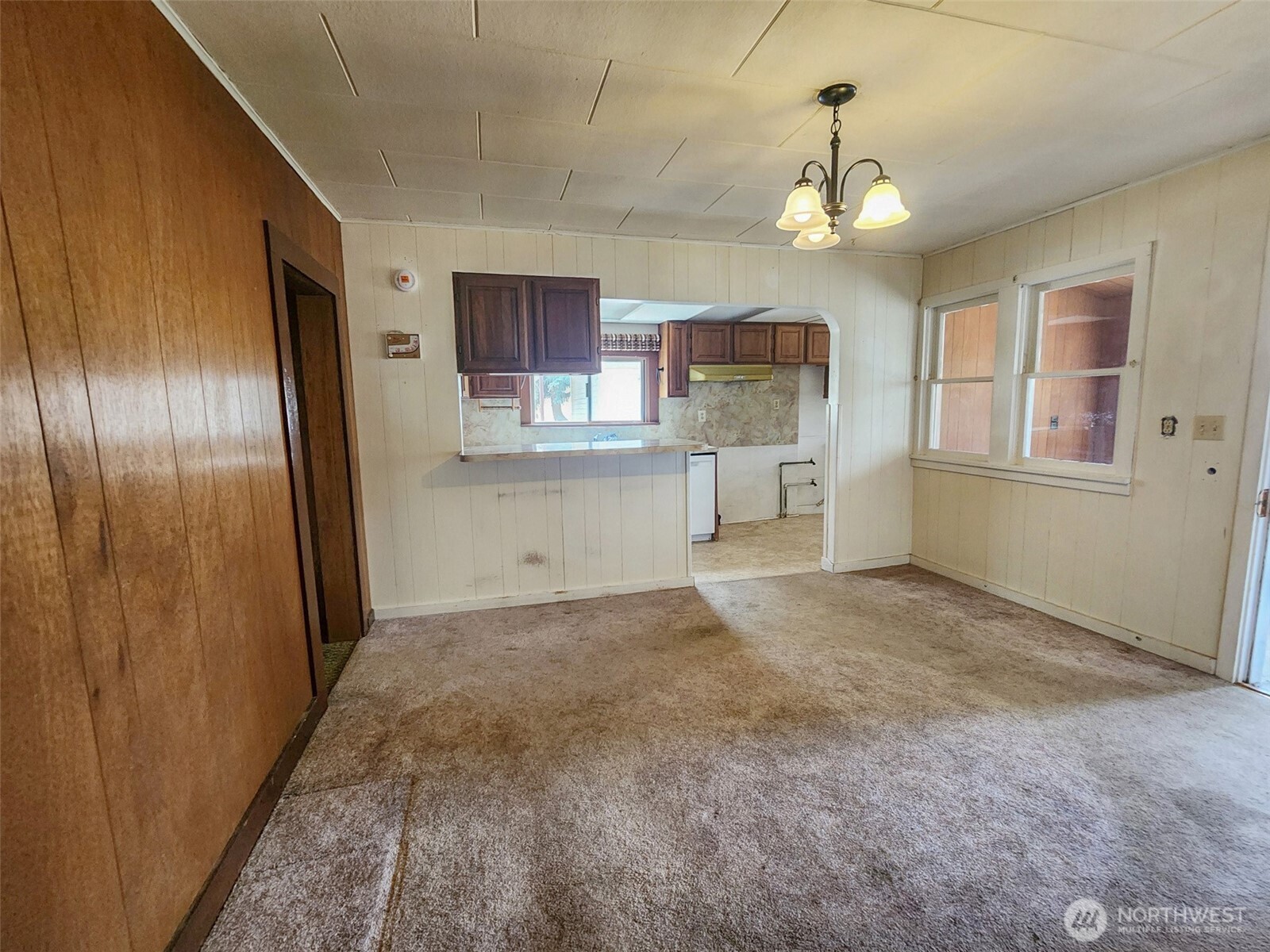 103 W Oak Street Property Photo 12