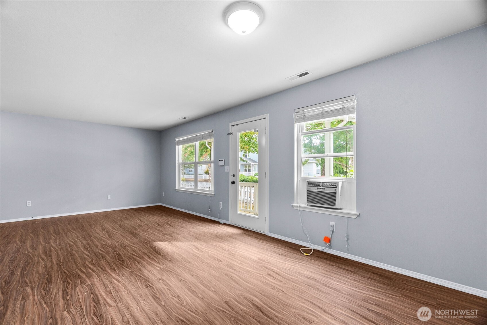 4836 42nd Lane Property Photo 12