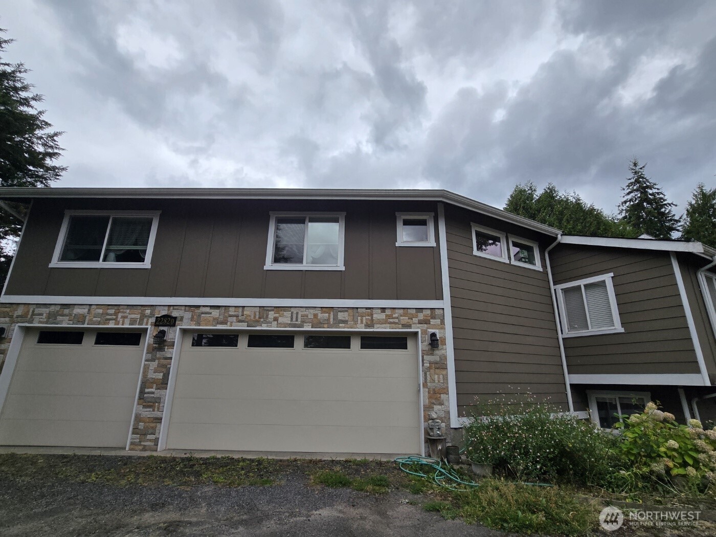22820 Brier Road Property Photo 1