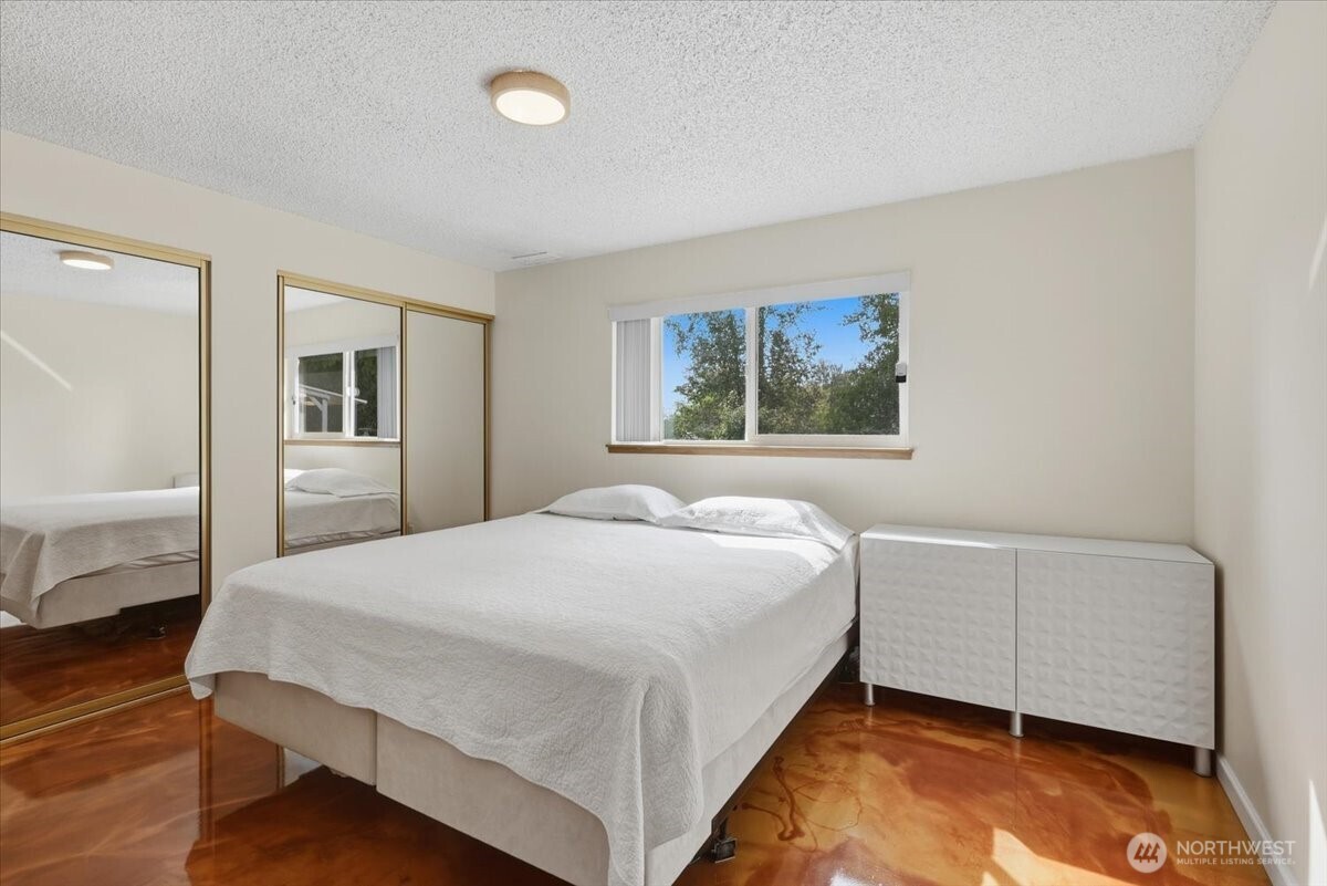 25813 117th Place Property Photo 14