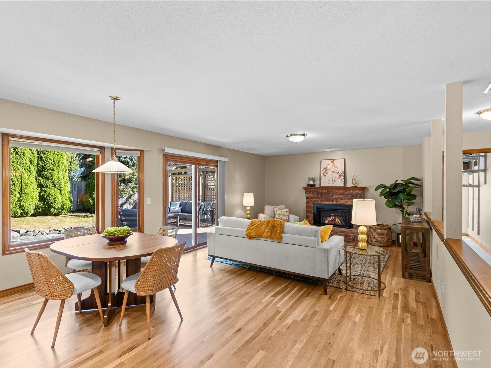 12017 93rd Place Property Photo 12