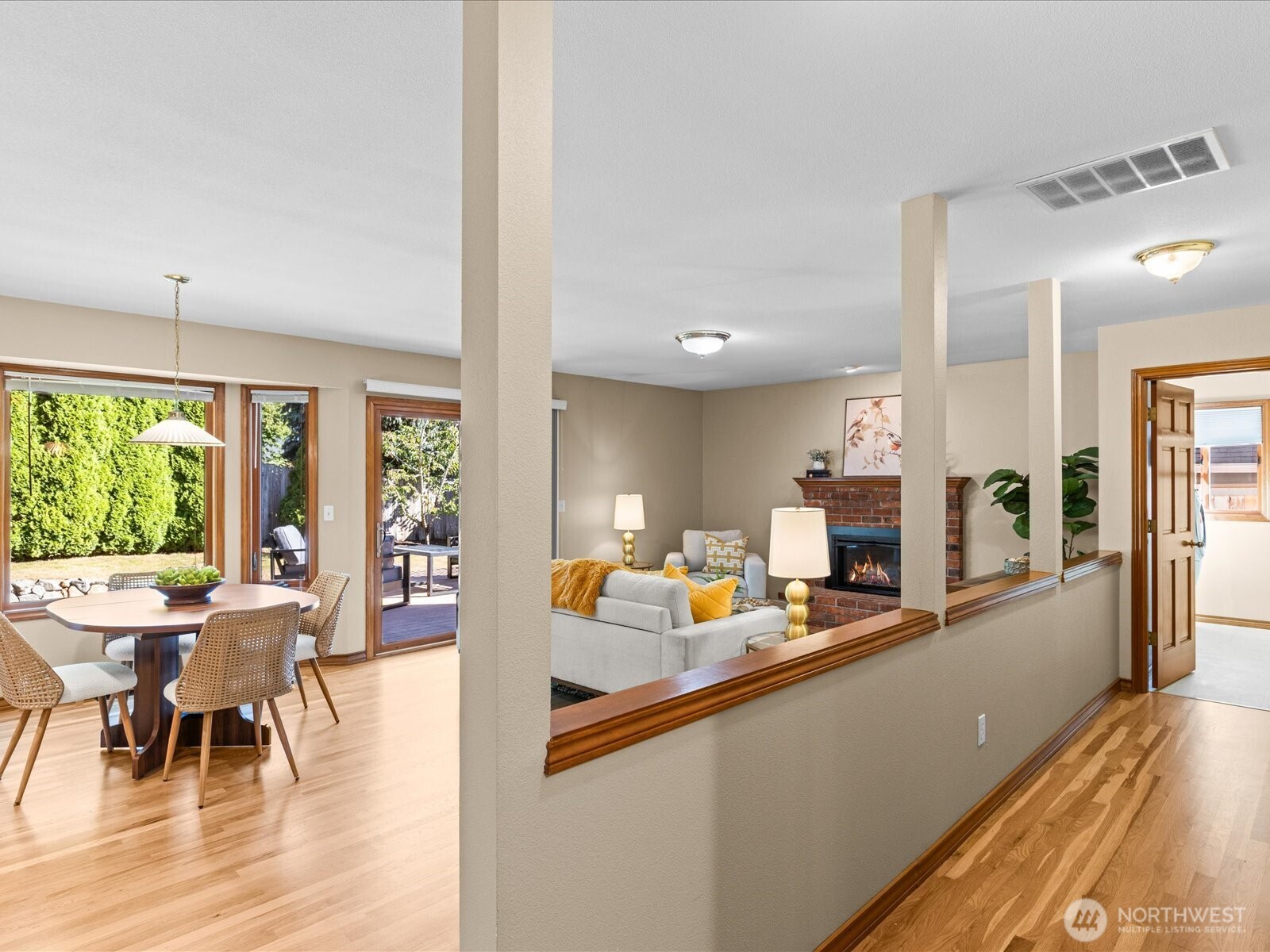 12017 93rd Place Property Photo 15
