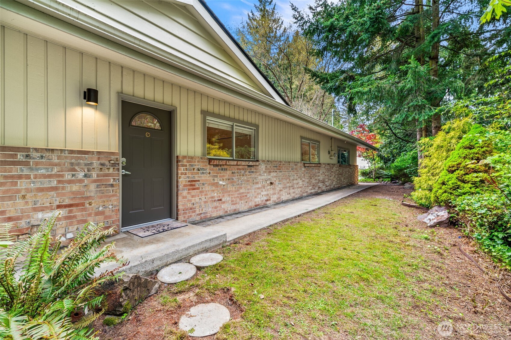 10758 Ashworth Avenue Property Photo 1