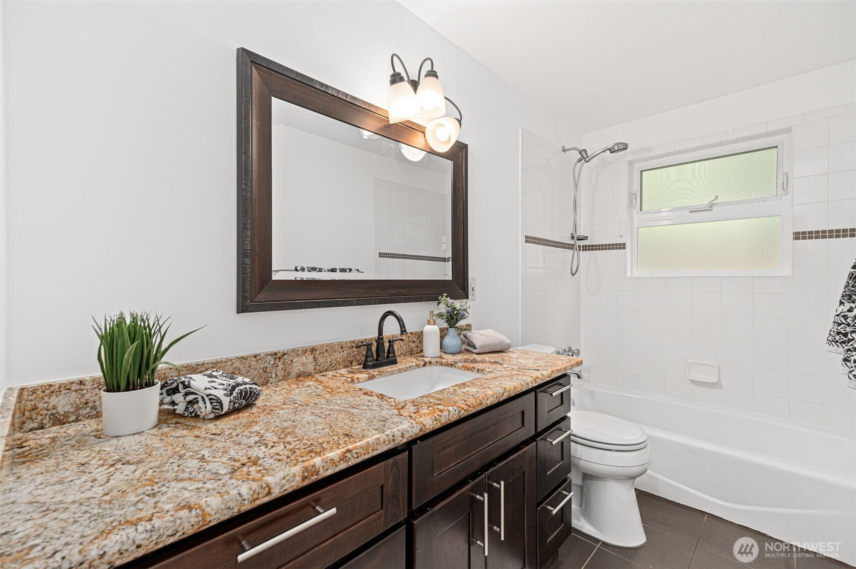 10758 Ashworth Avenue Property Photo 26