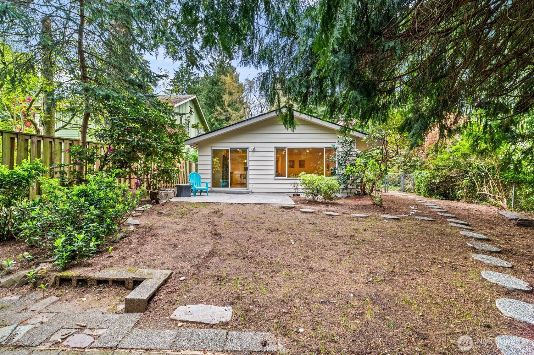 10758 Ashworth Avenue Property Photo 27