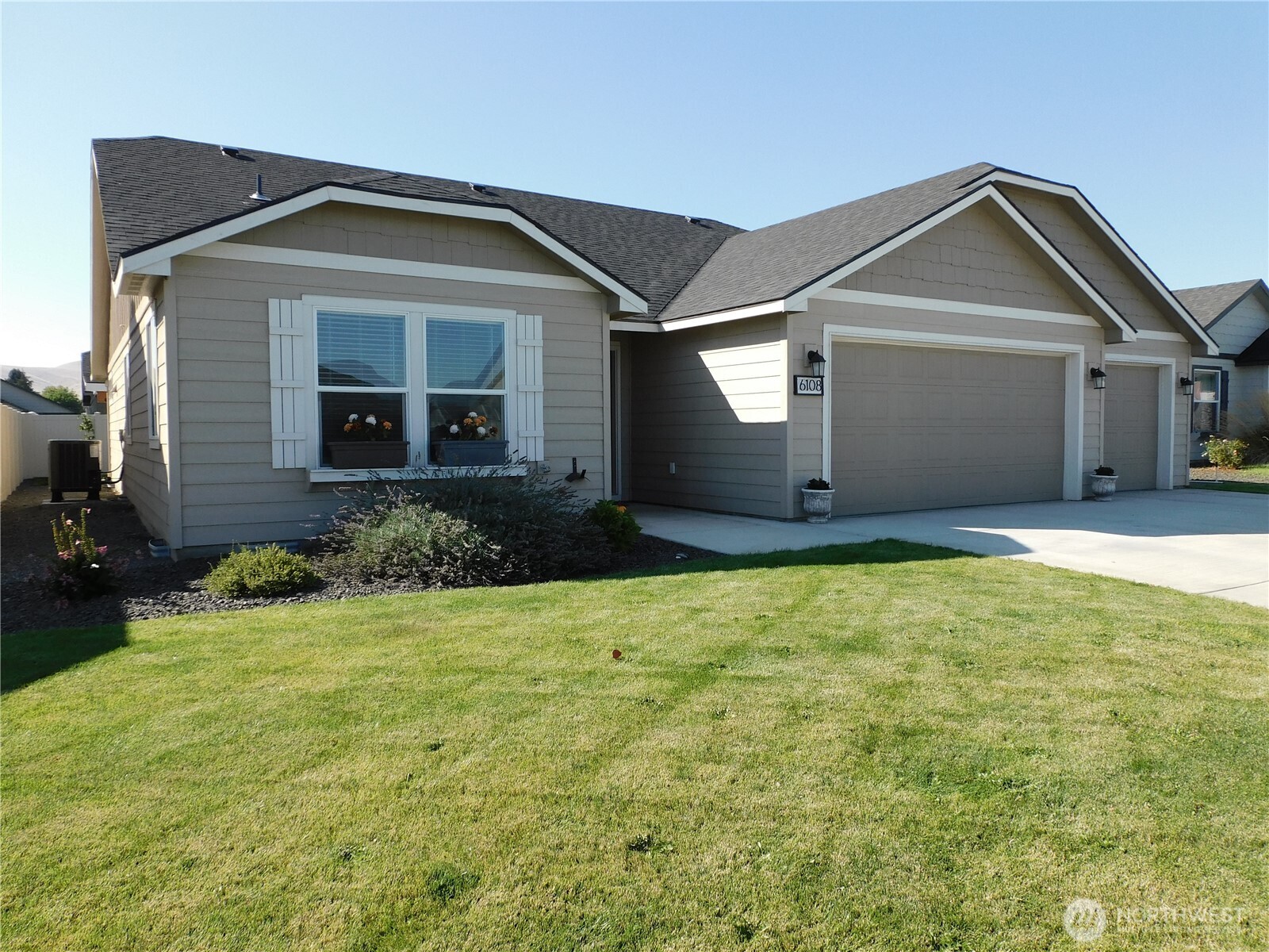 6108 Whitman Avenue Property Photo 1