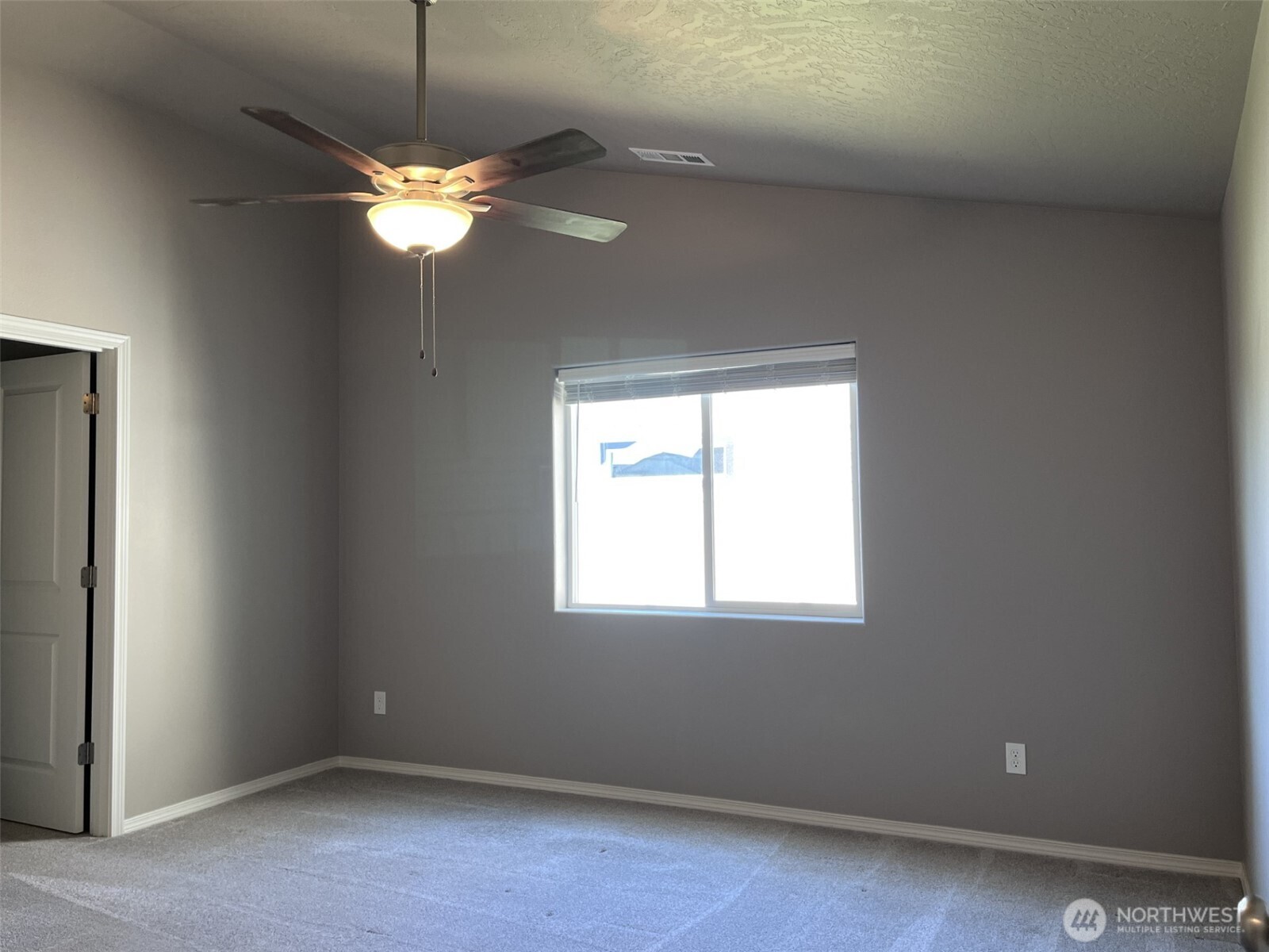 6108 Whitman Avenue Property Photo 14