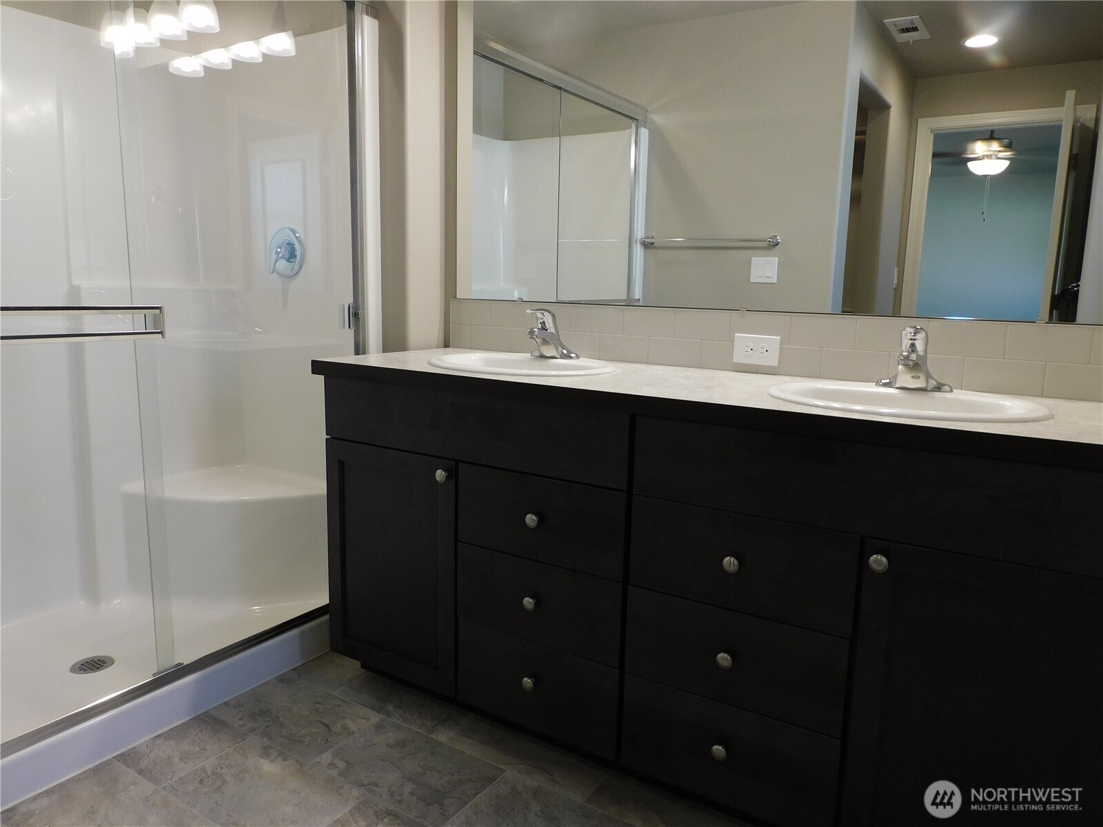 6108 Whitman Avenue Property Photo 16