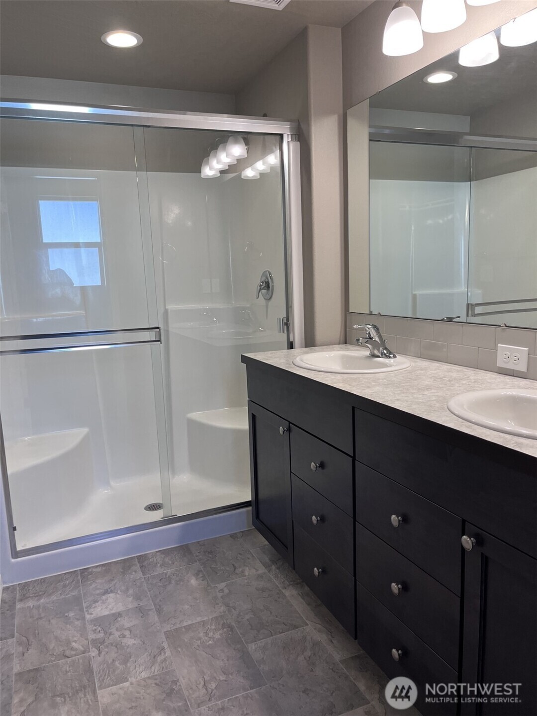 6108 Whitman Avenue Property Photo 17
