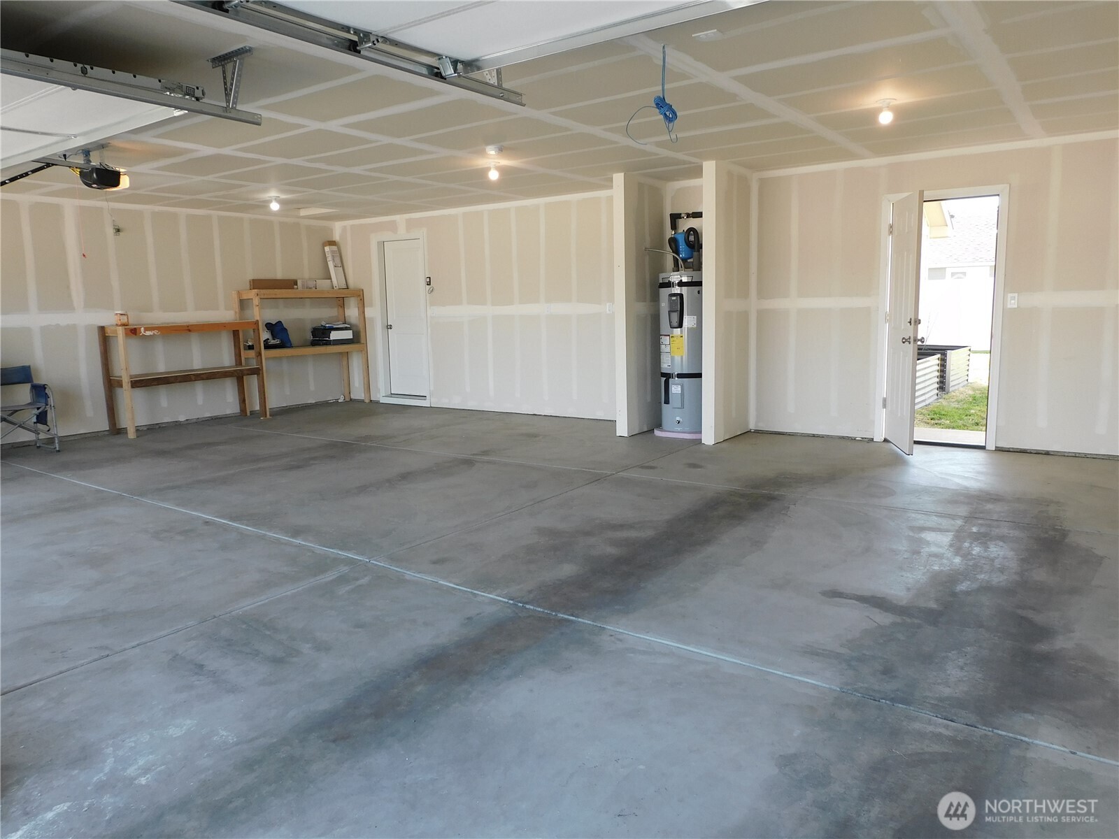 6108 Whitman Avenue Property Photo 26