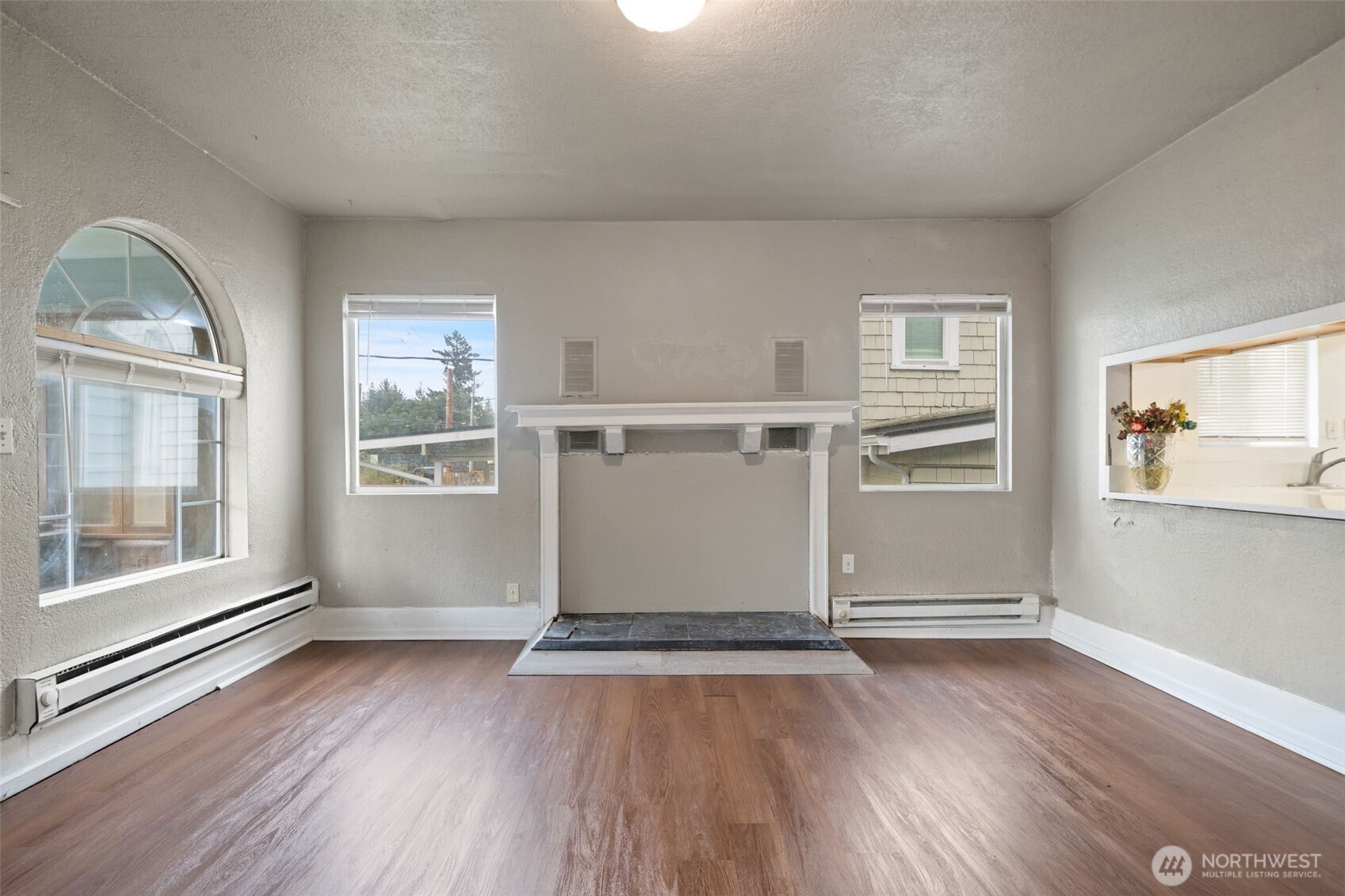 839 10th Street Property Photo 4