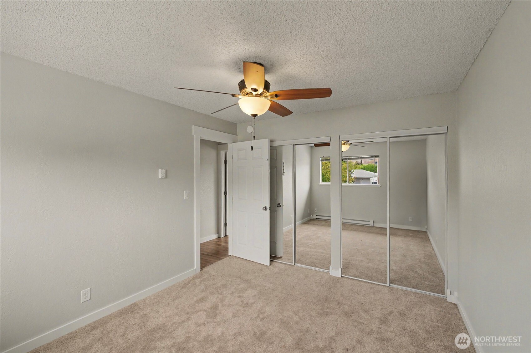 107 Schafer St 9b Property Photo 14
