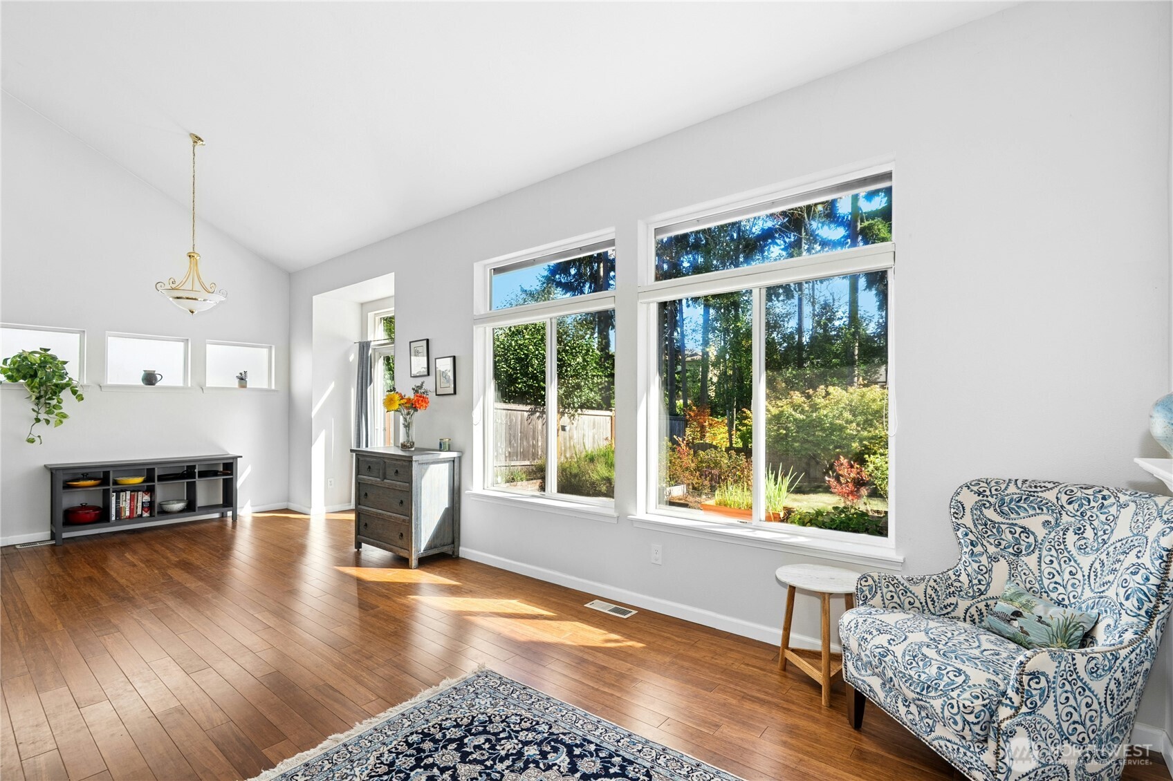 5115 143rd Street Property Photo 5
