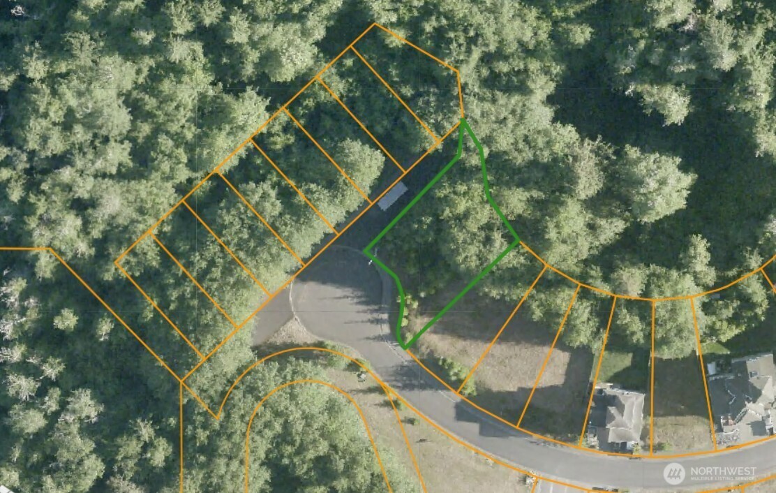 1131 Grays Pointe Lane Property Photo 16