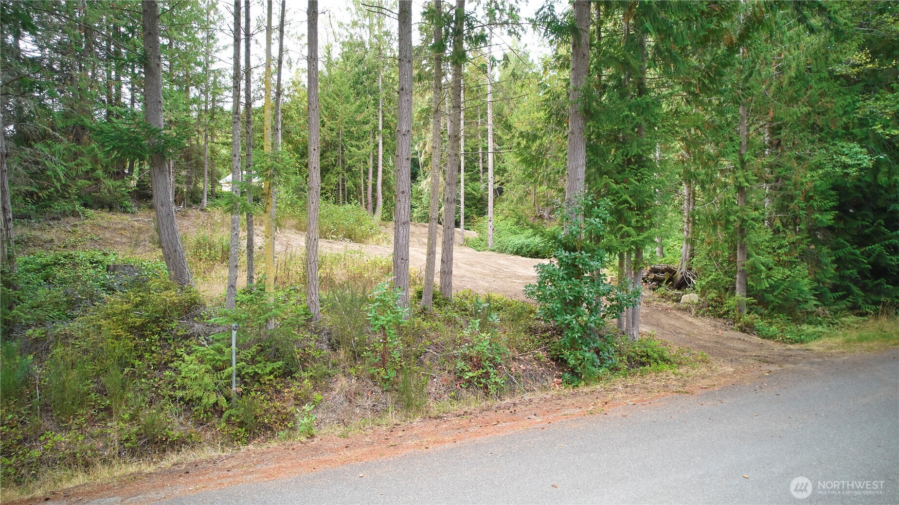 2 Xx Holland Drive Property Photo 2