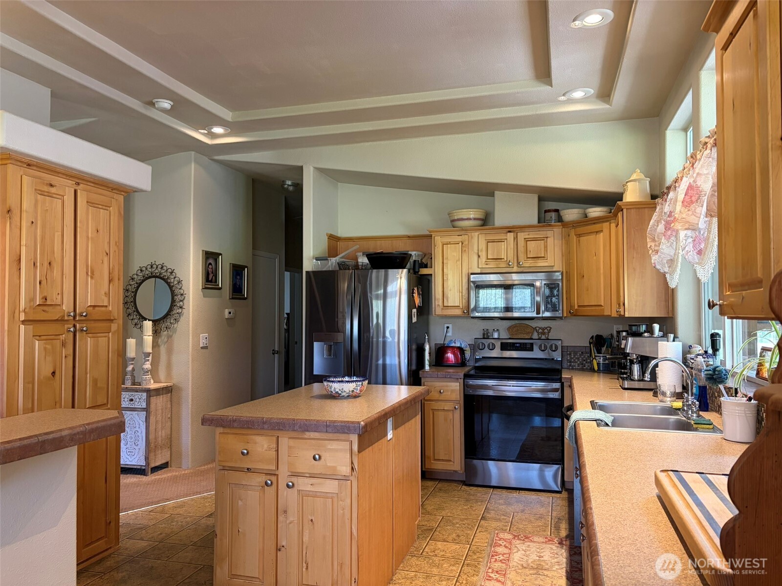 255 Lambert Creek Road Property Photo 5