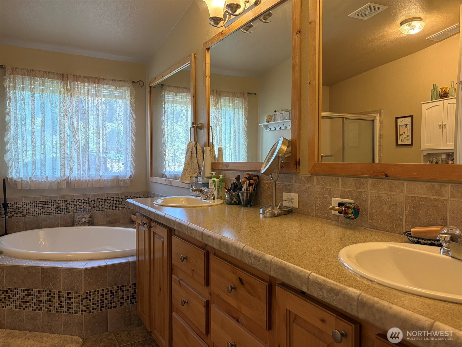 255 Lambert Creek Road Property Photo 18
