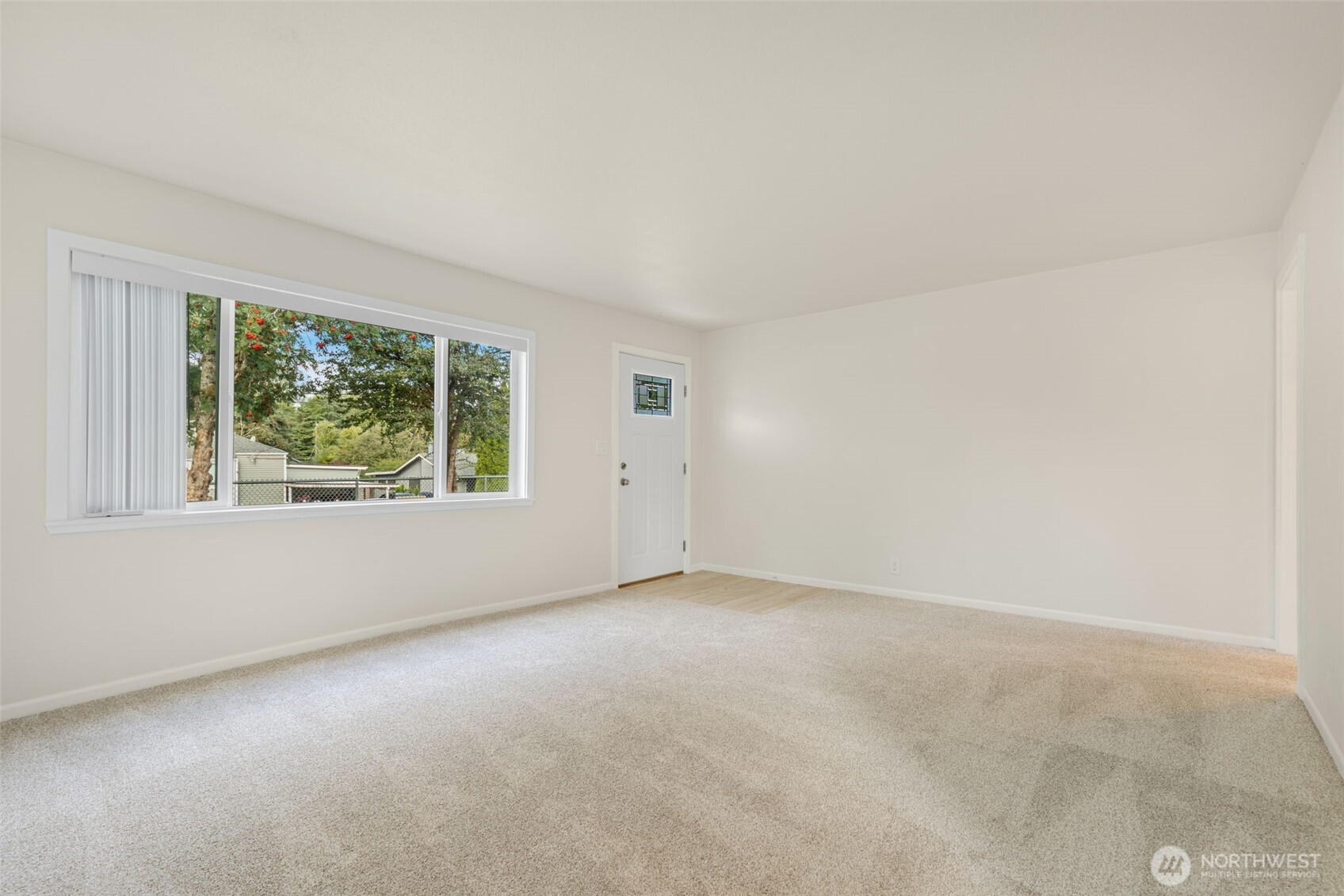 12262 20th Avenue Property Photo 7