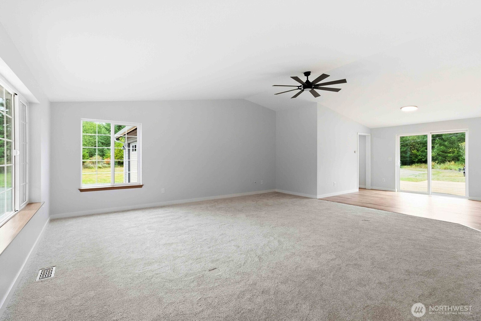 117 Chinook Lane Property Photo 18