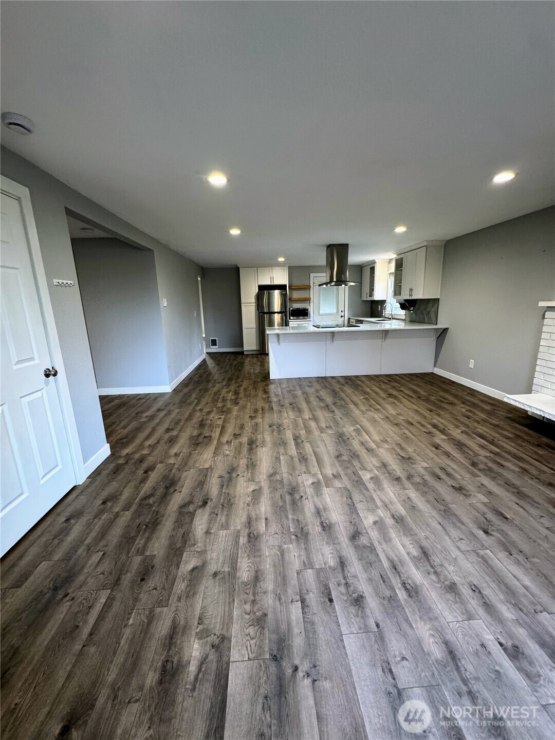 3316 N Villard Street Property Photo 4