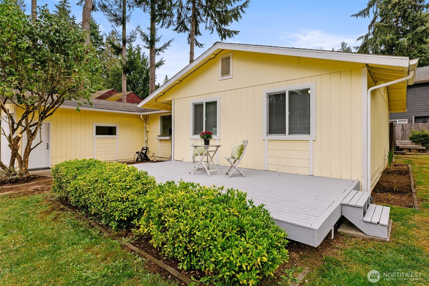 22120 Sea Vista Property Photo 4