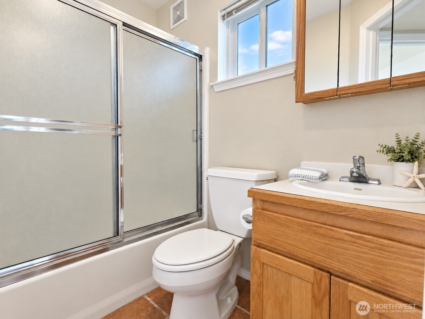 1499 Diamond Head Avenue 2 Property Photo 21