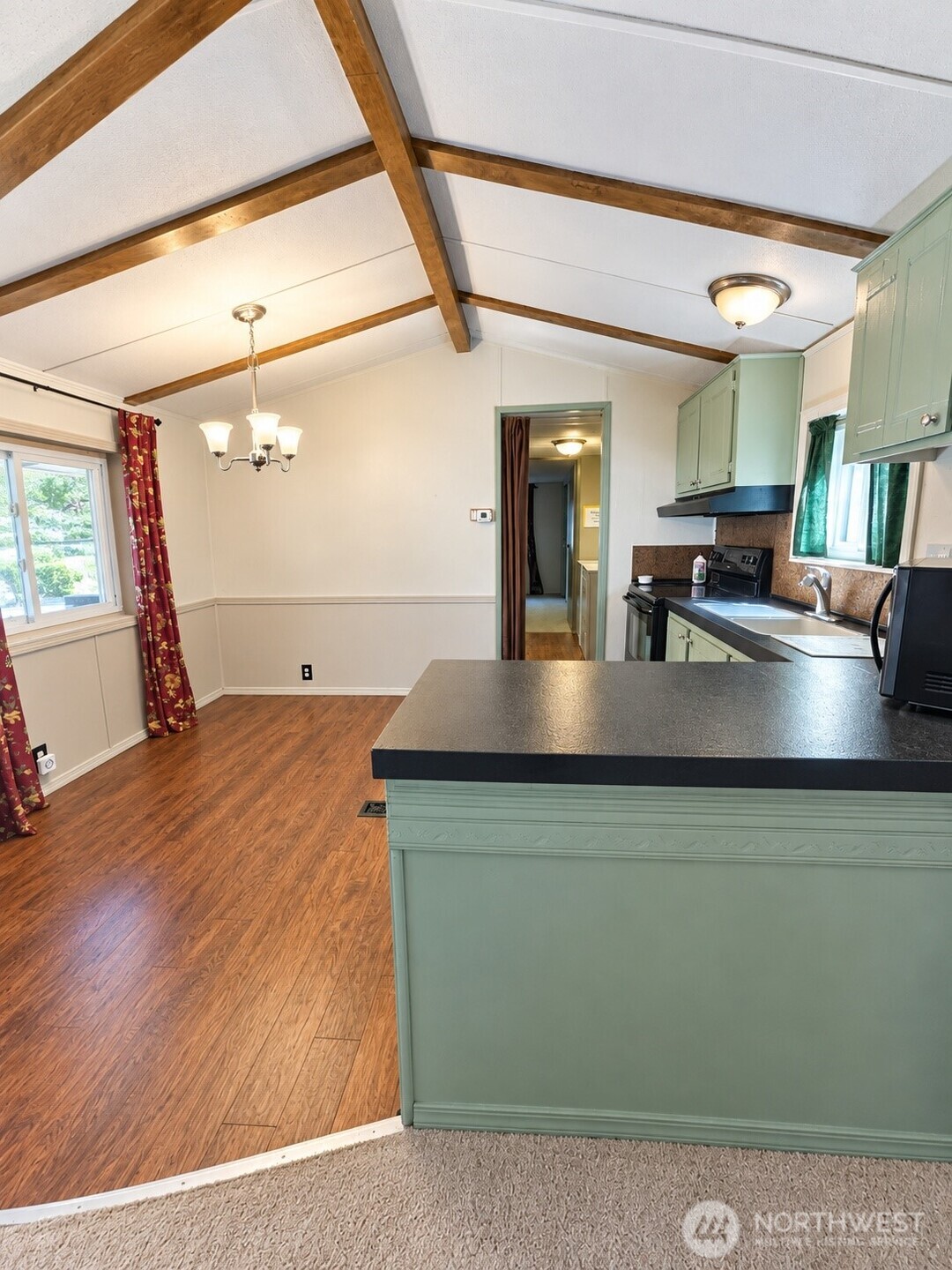 23800 Se Tiger Mountain Road 14 Property Photo 4