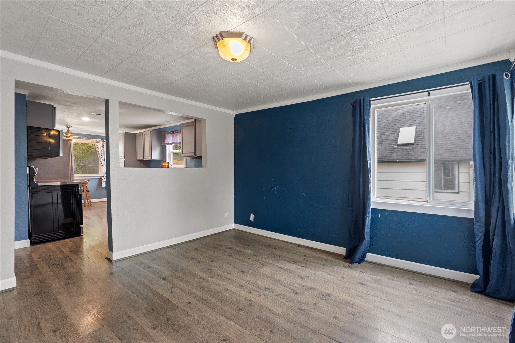 2524 Barnett Street Property Photo 5