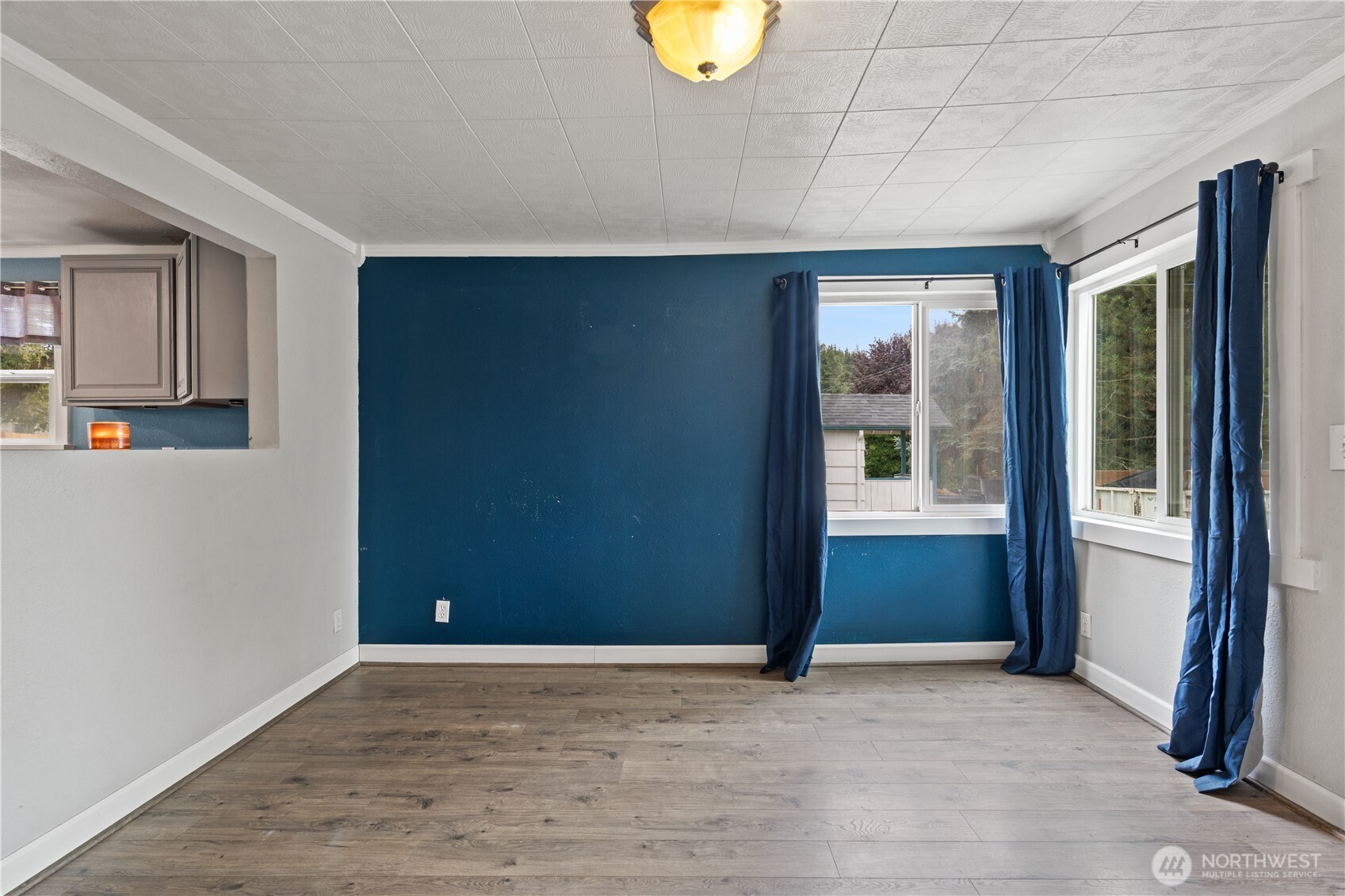 2524 Barnett Street Property Photo 6