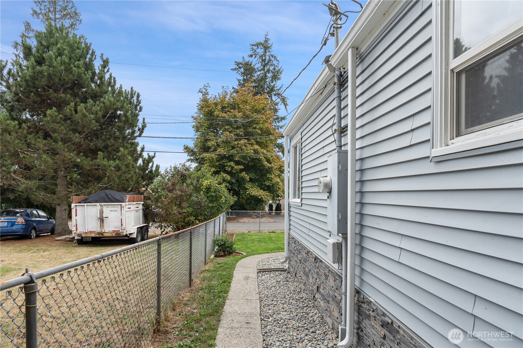 2524 Barnett Street Property Photo 26