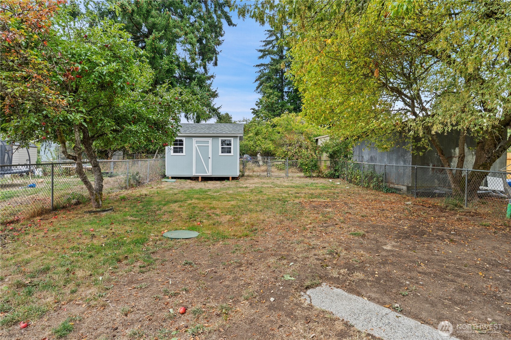 2524 Barnett Street Property Photo 28