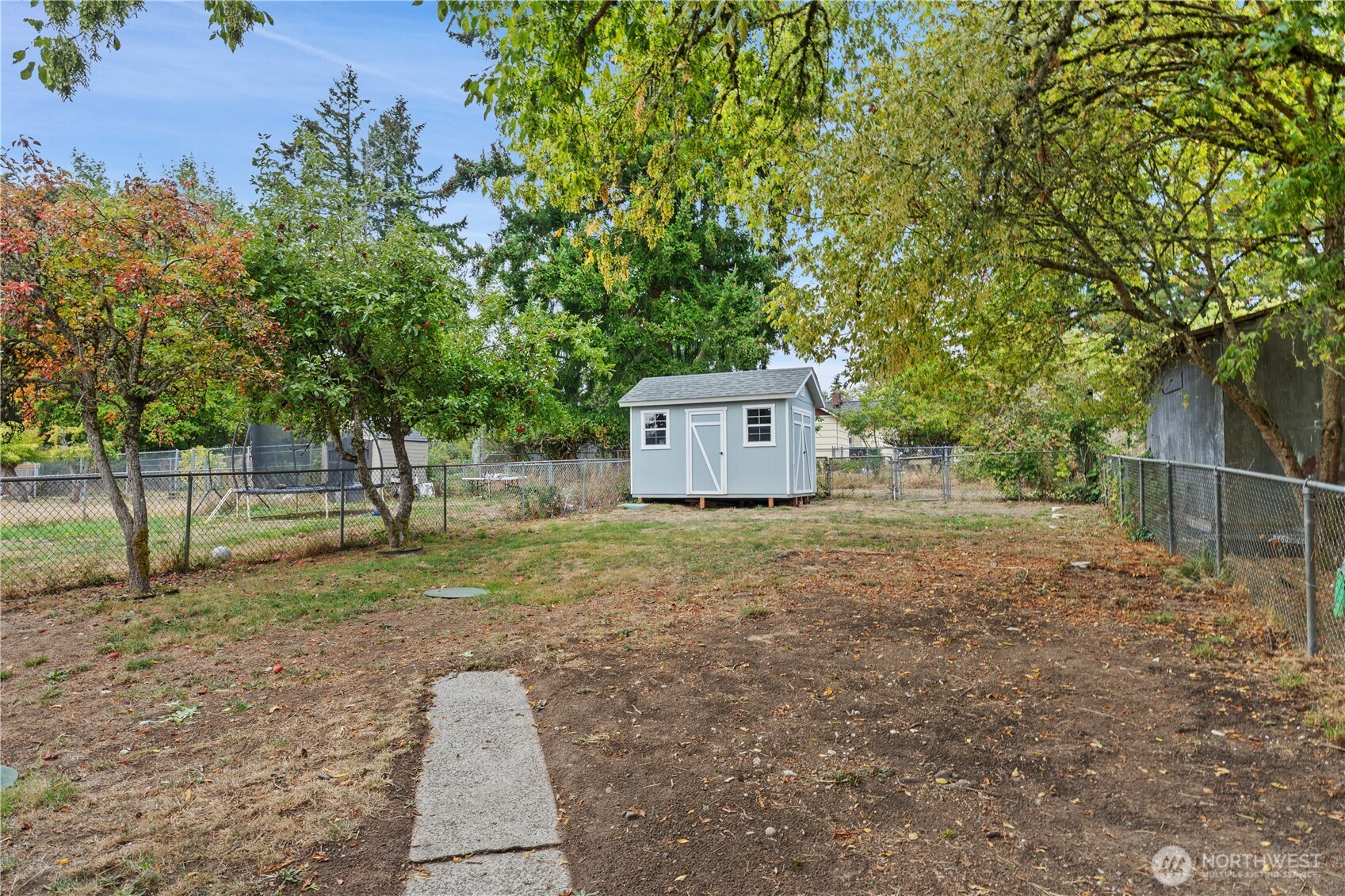 2524 Barnett Street Property Photo 29
