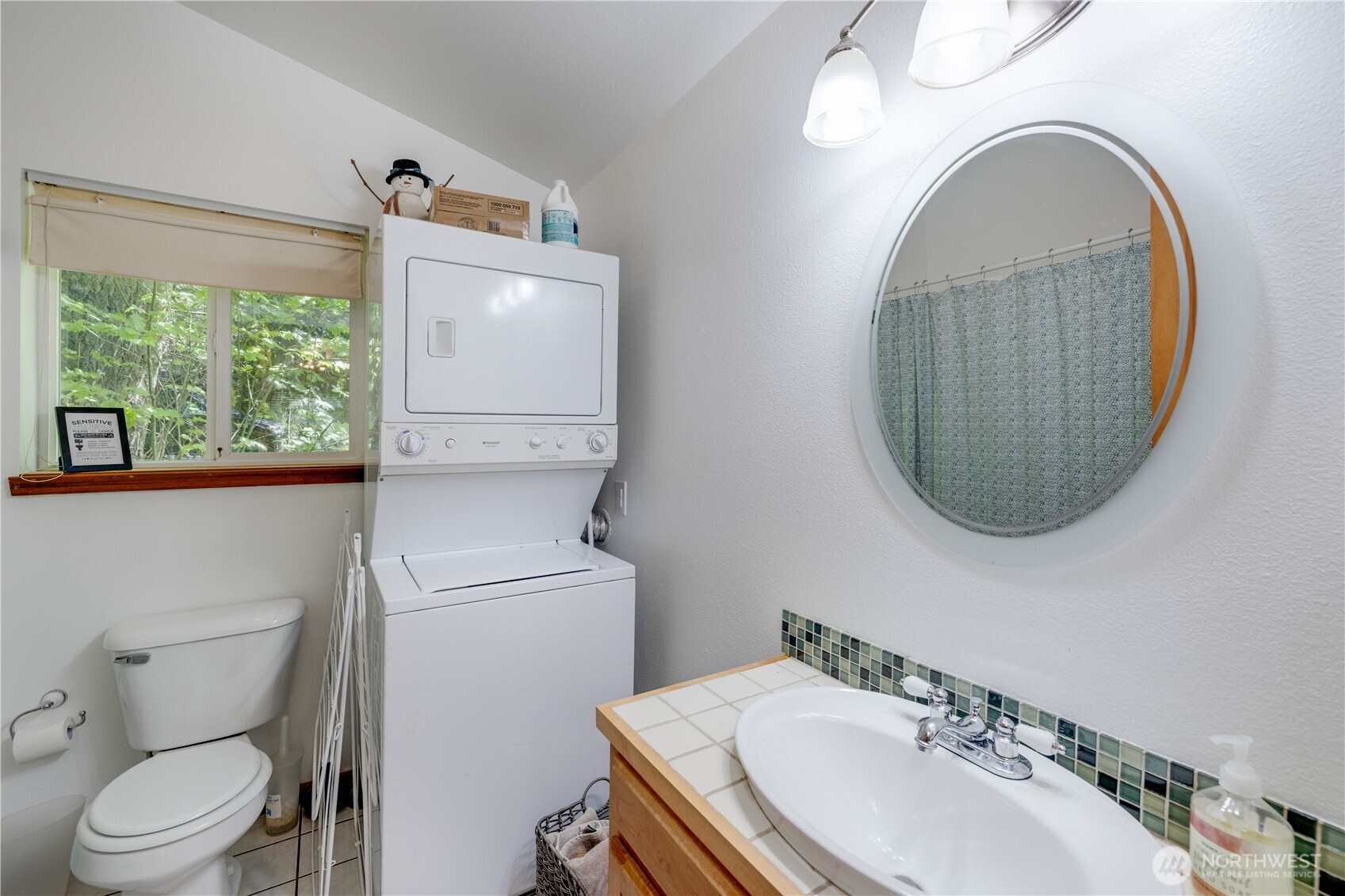 7537 Canyon View Drive Property Photo 23