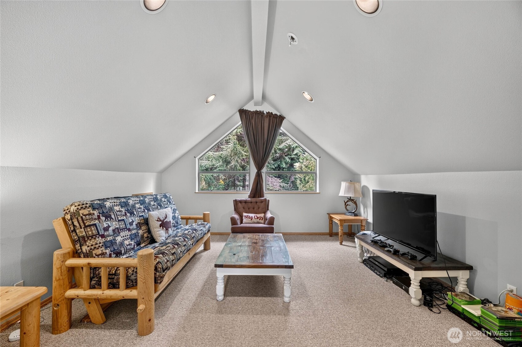 1051 Yellowstone Property Photo 17