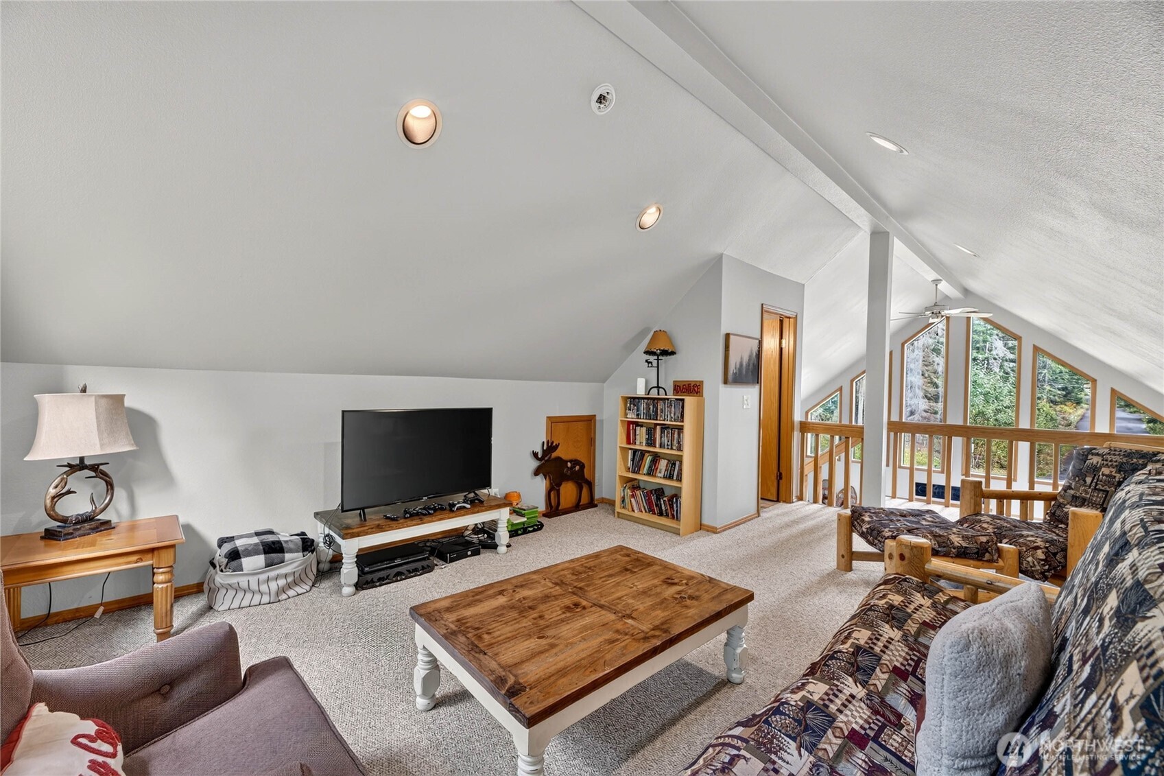 1051 Yellowstone Property Photo 18