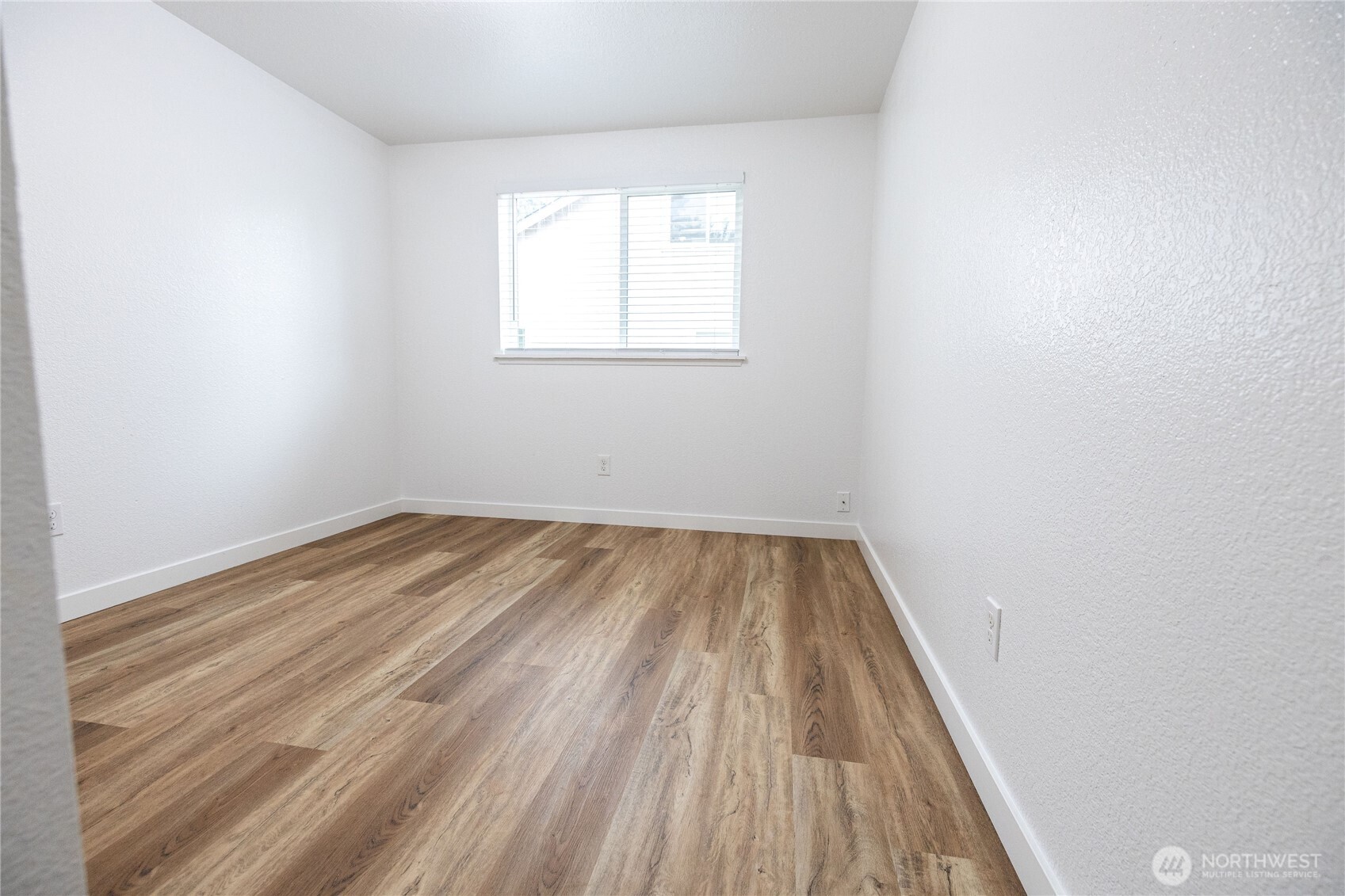 15804 86th Avenue Ct Property Photo 13
