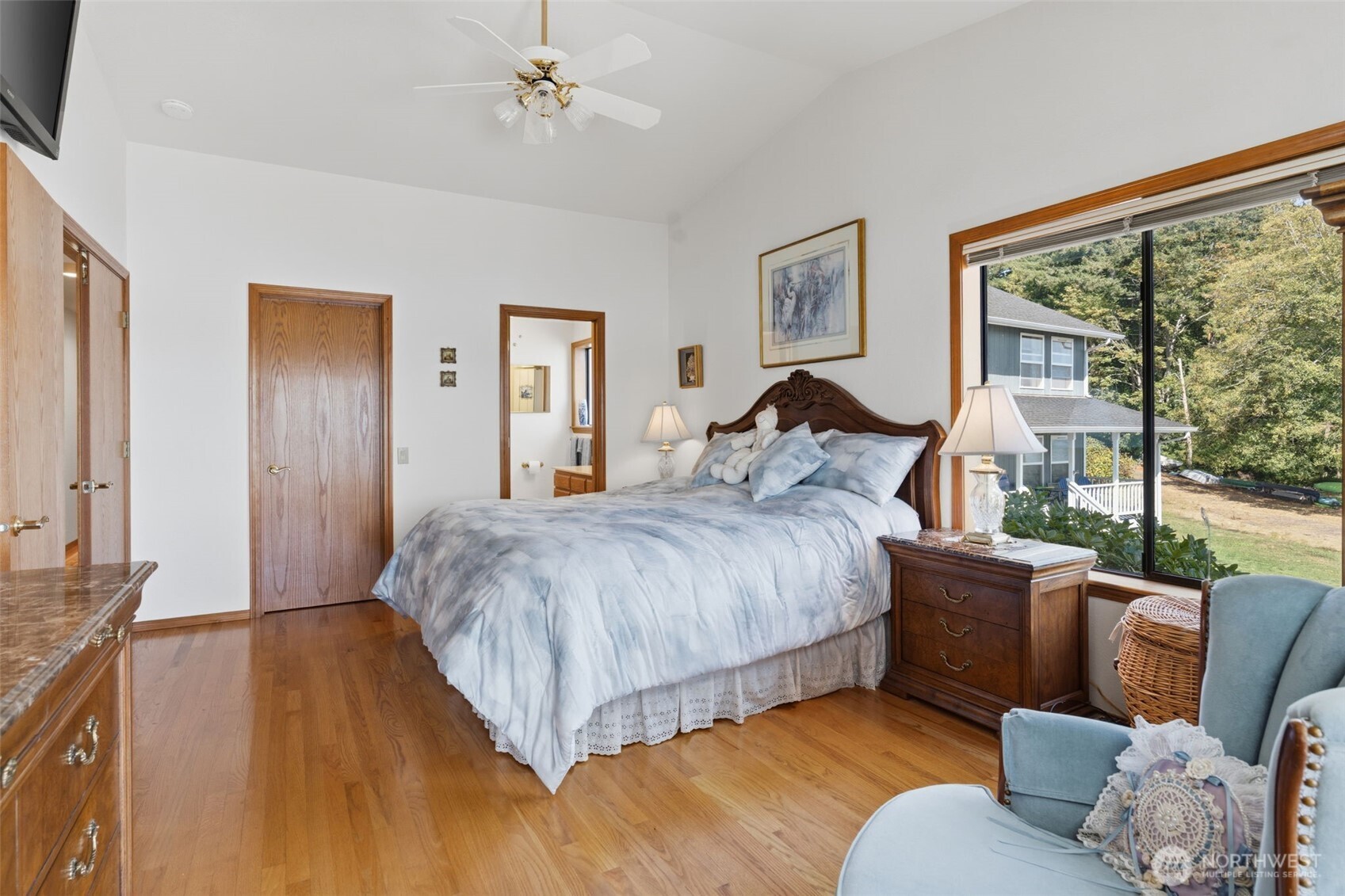 561 E Rauschert Road Property Photo 17