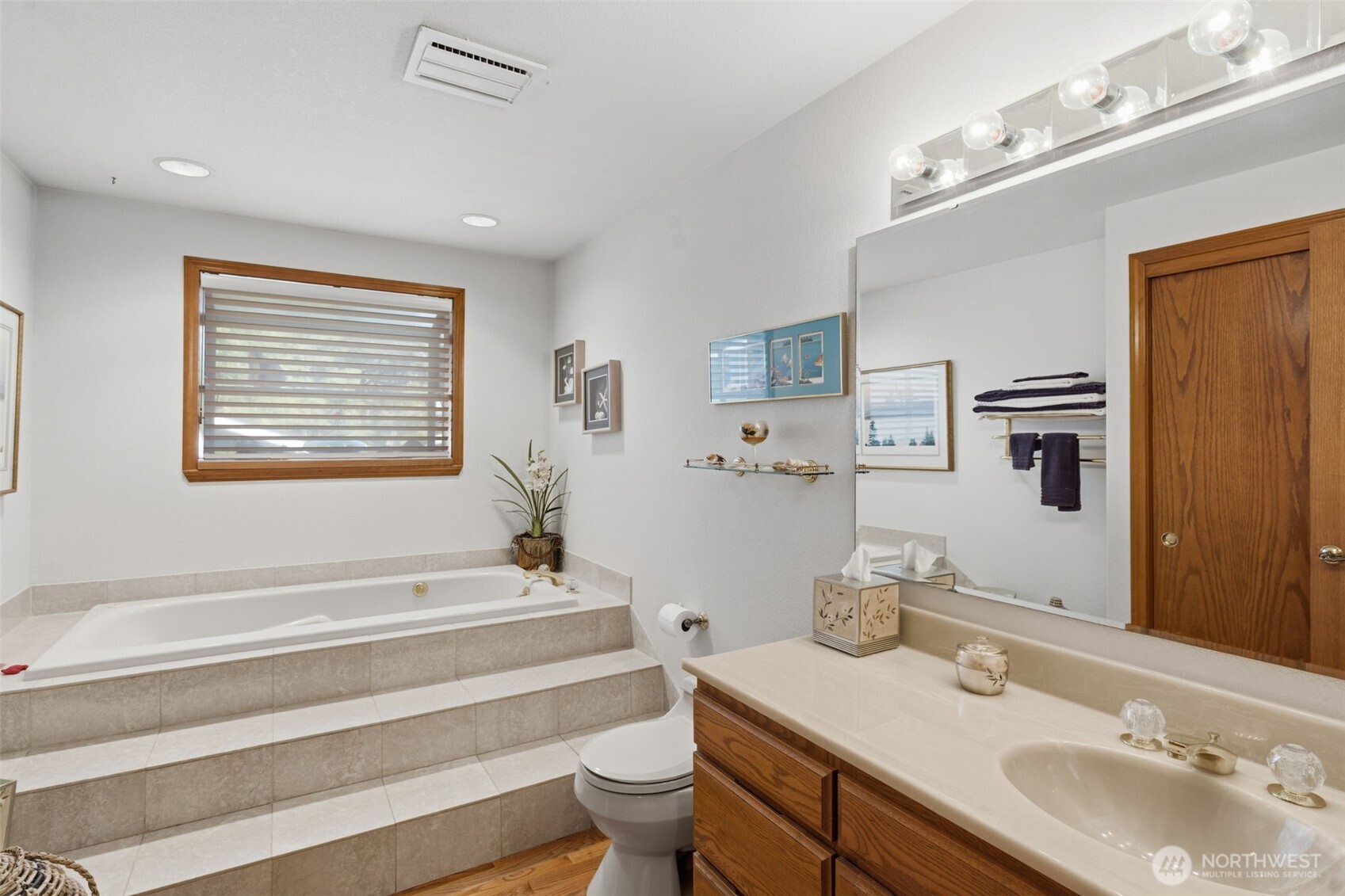 561 E Rauschert Road Property Photo 20