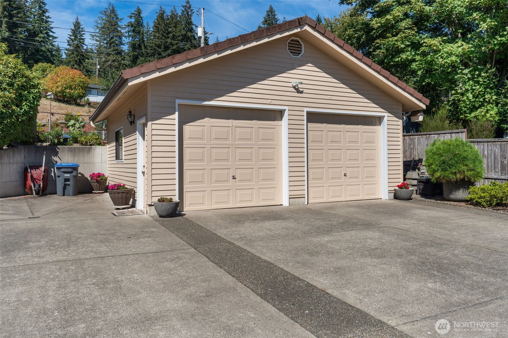 561 E Rauschert Road Property Photo 35