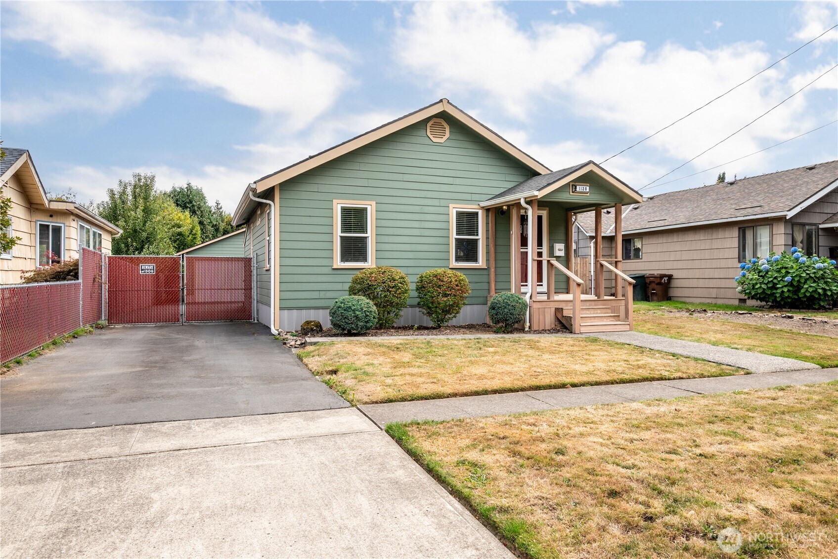 1128 9th Avenue Property Photo 1