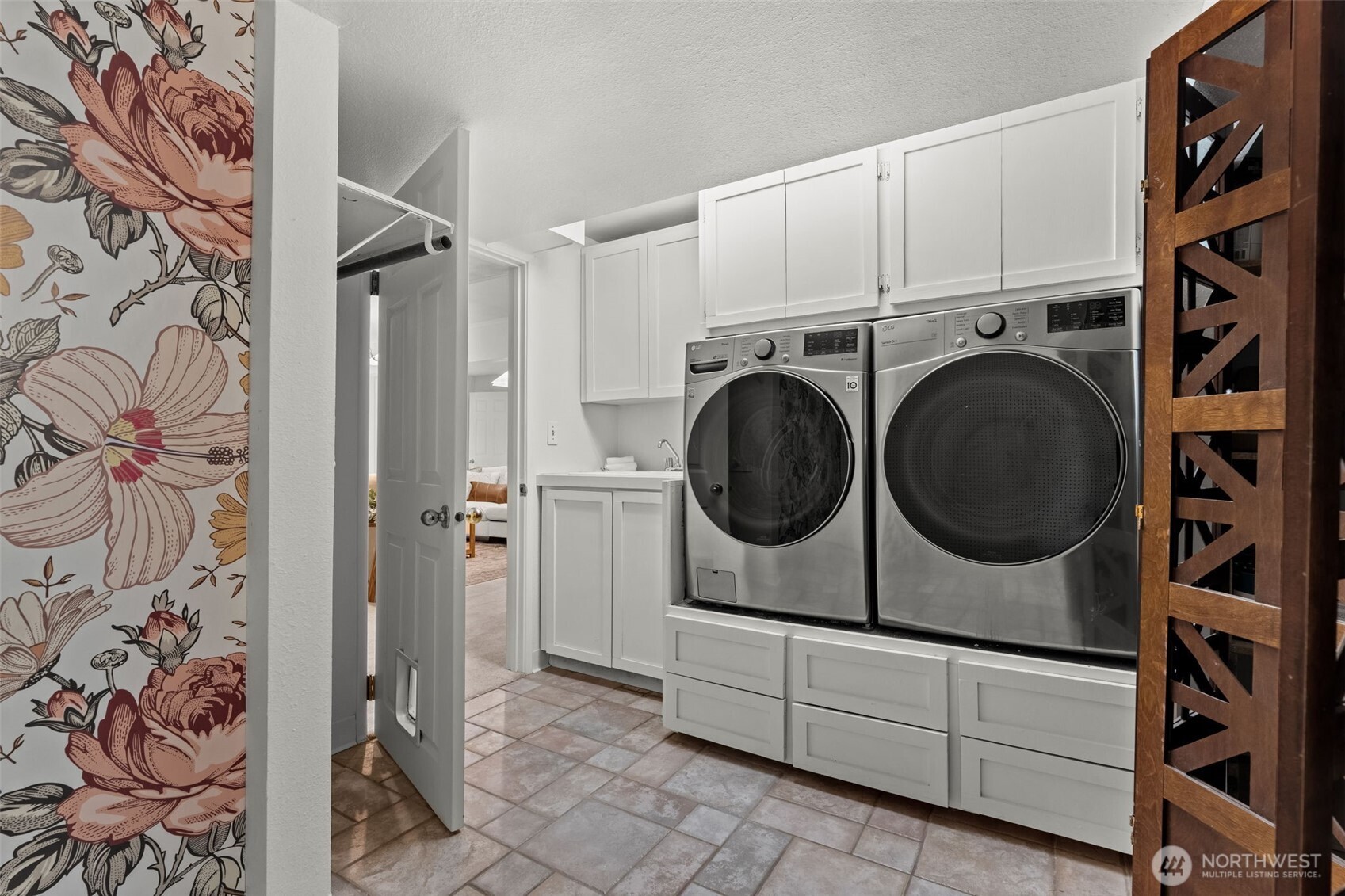 6106 51st Street Property Photo 25
