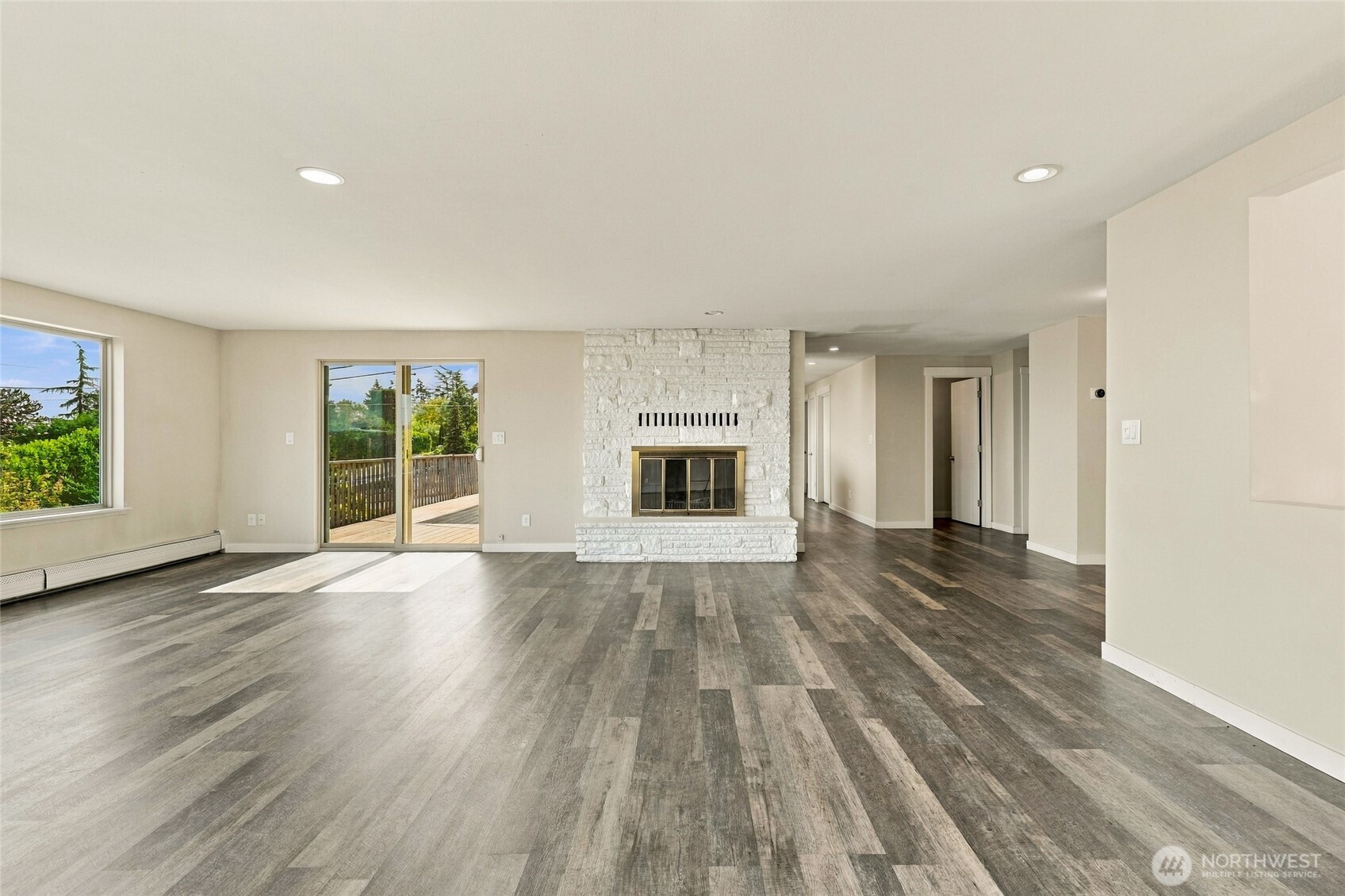 1462 Se Camano Drive Property Photo 8