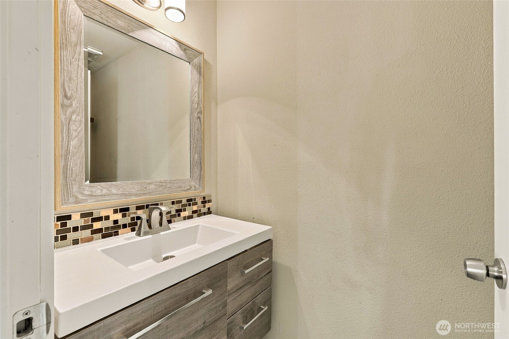 1462 Se Camano Drive Property Photo 27
