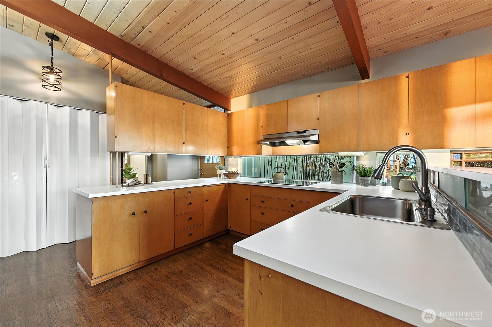 78 Point Fosdick Drive Property Photo 18