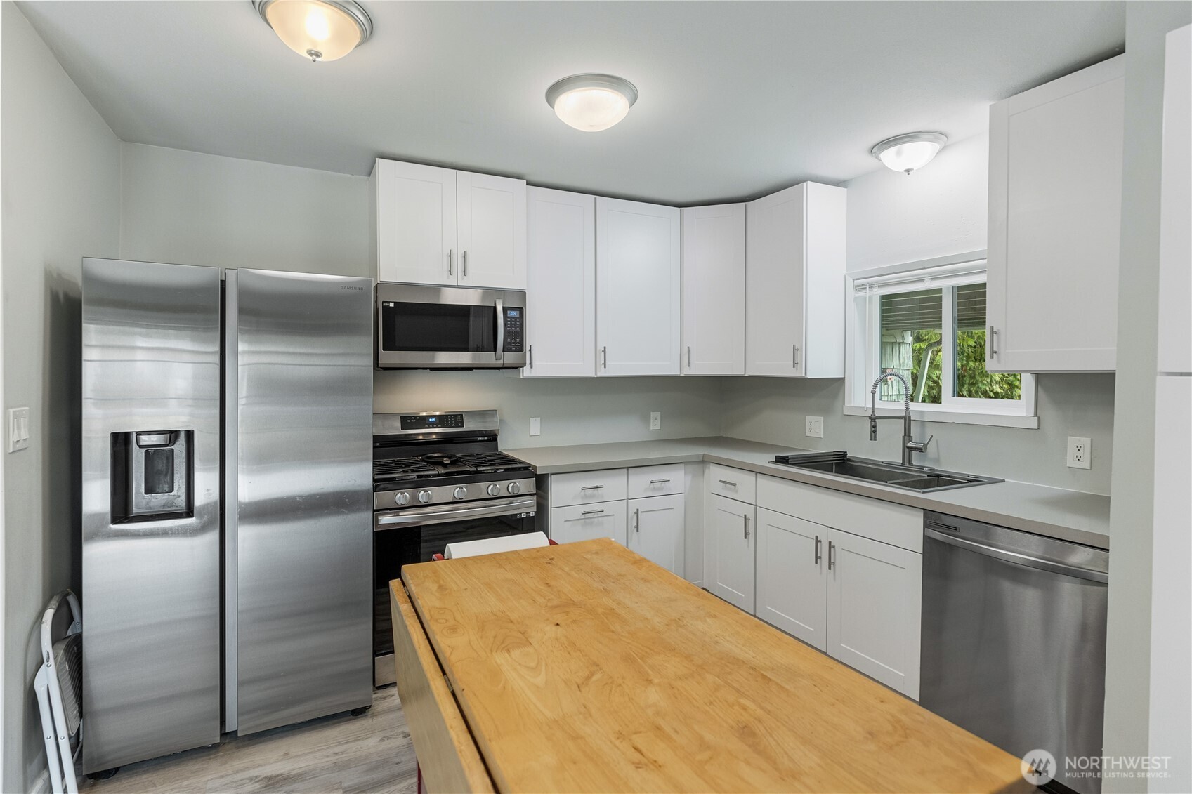 5601 106th Street Property Photo 12