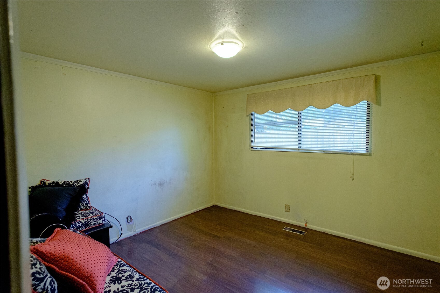 20241 20th Place Property Photo 18