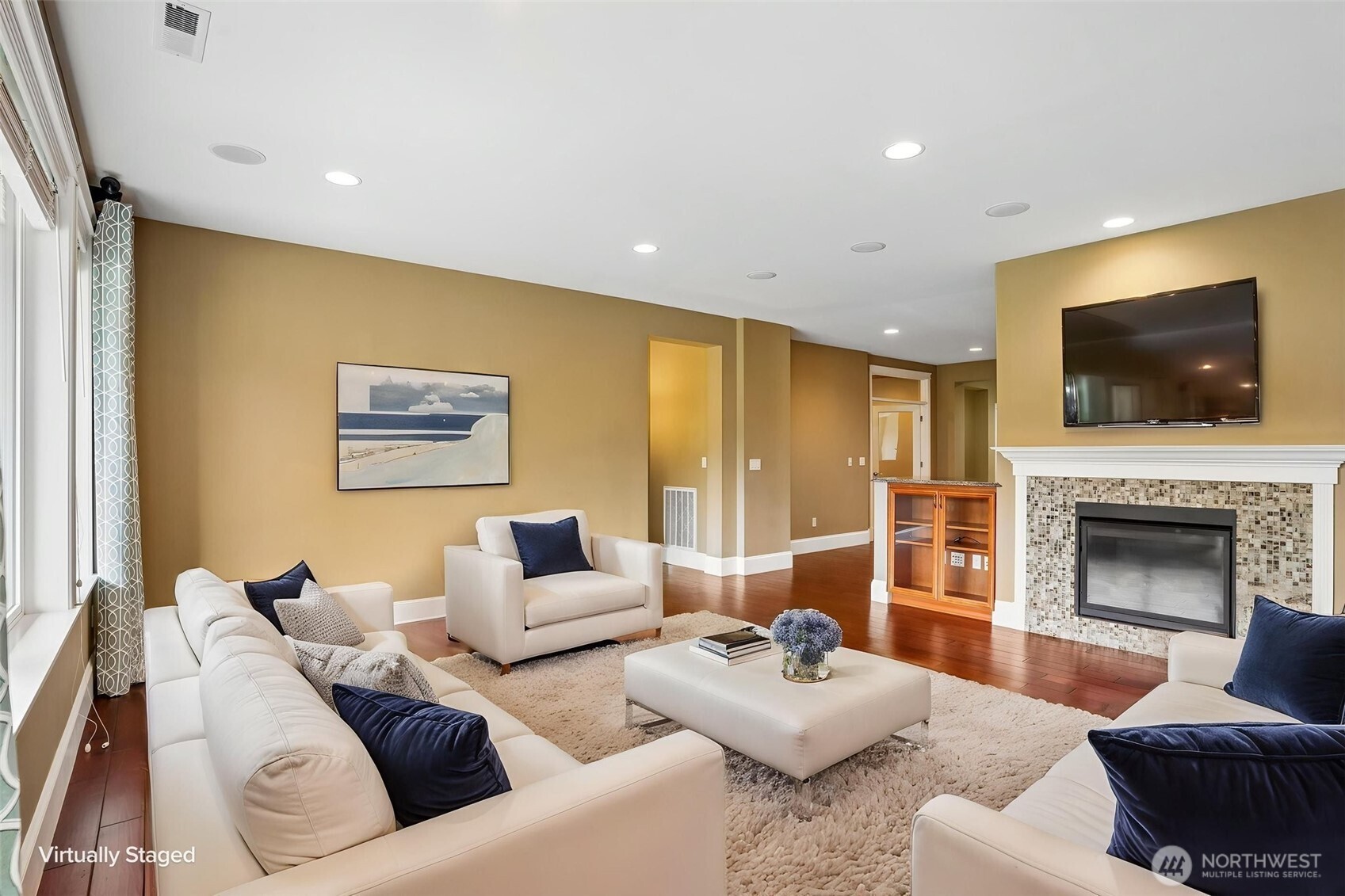 8427 Orcas Loop Property Photo 15