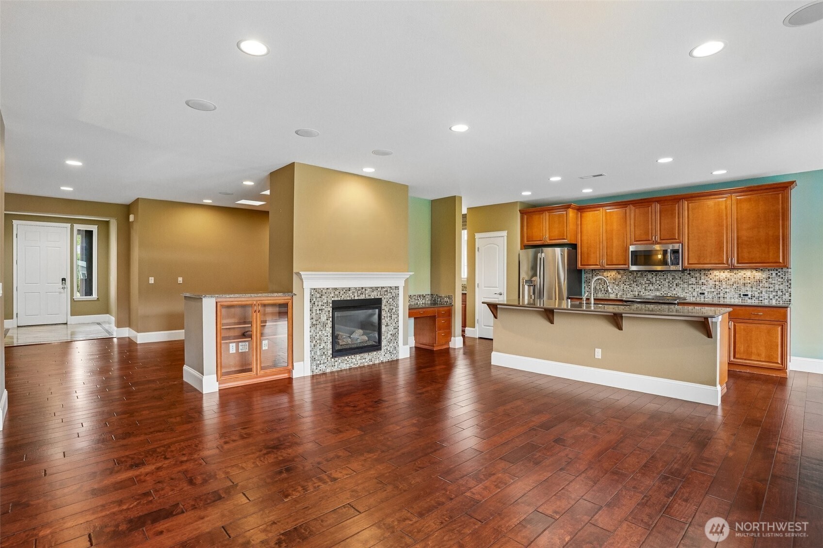 8427 Orcas Loop Property Photo 16