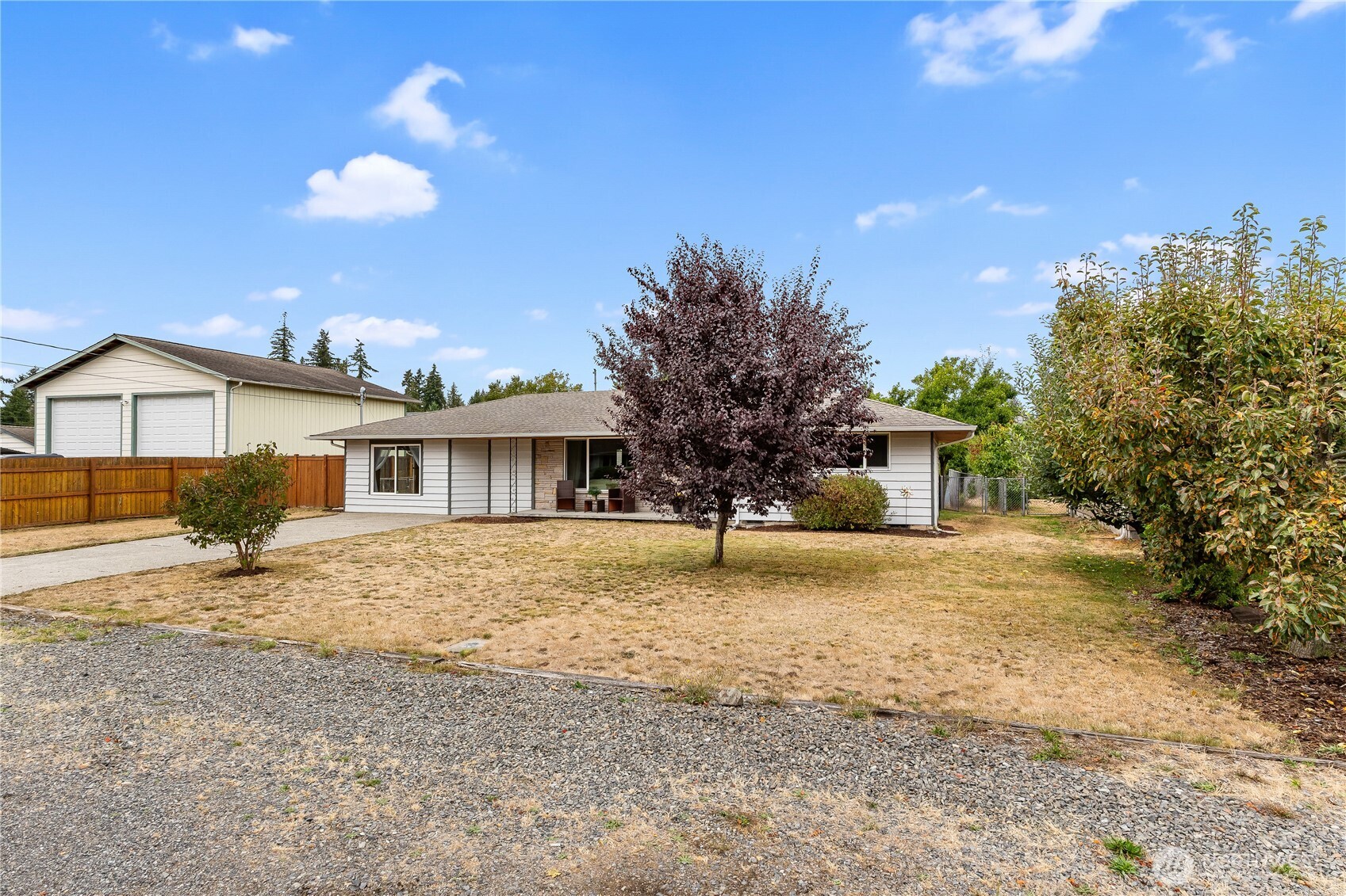5221 86th Place Property Photo 3